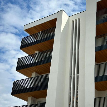 Beach Palace With Small Swimming Pool, Private Beach, Parking Lido di Jesolo Ngoại thất bức ảnh