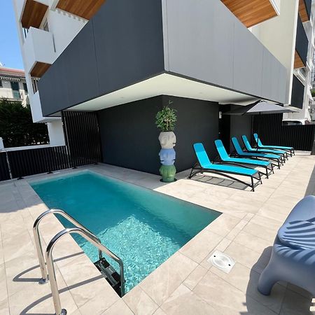 Beach Palace With Small Swimming Pool, Private Beach, Parking Lido di Jesolo Ngoại thất bức ảnh