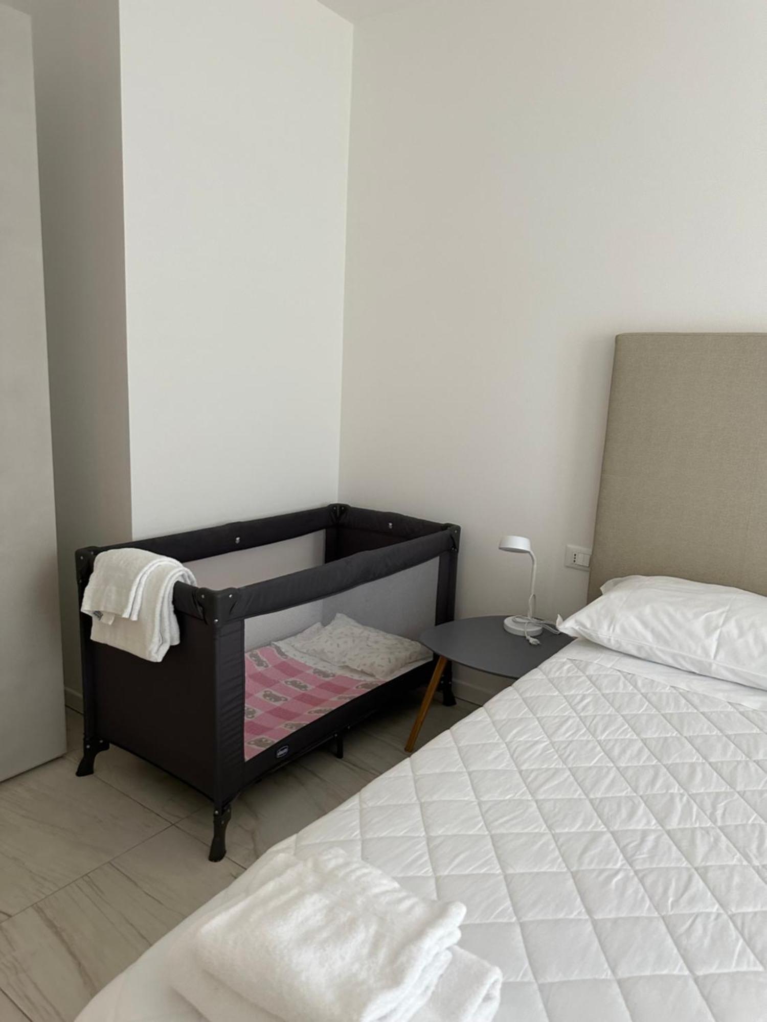 Beach Palace With Small Swimming Pool, Private Beach, Parking Lido di Jesolo Ngoại thất bức ảnh